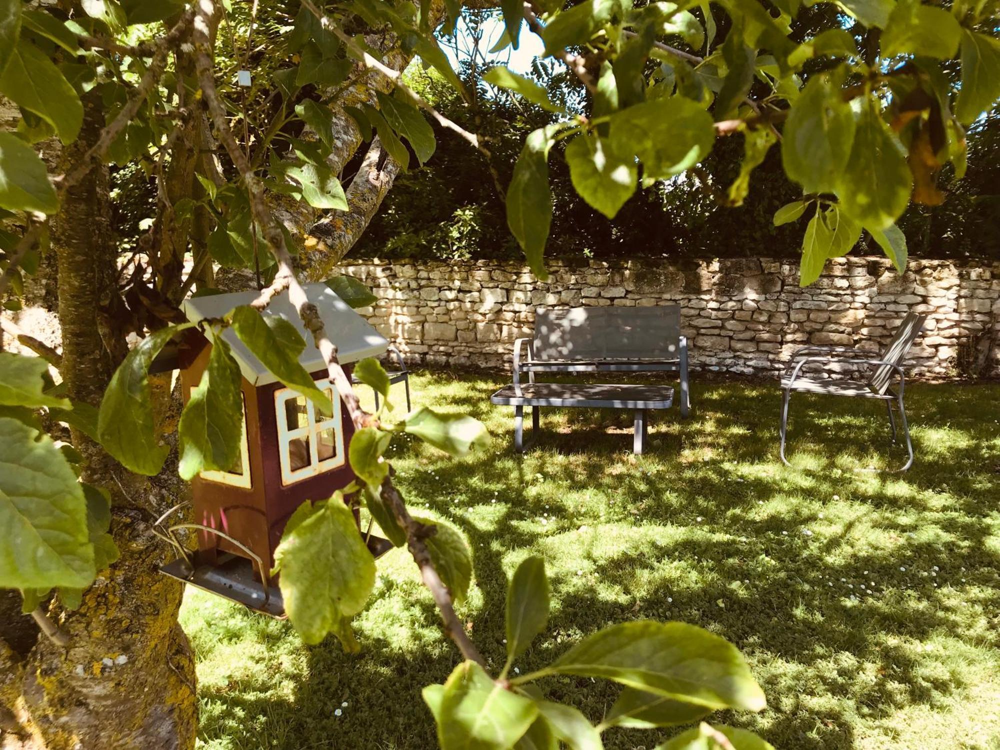 Gite Au Boom Coeur En Options Spa Et Repas Tourtenay Exterior photo